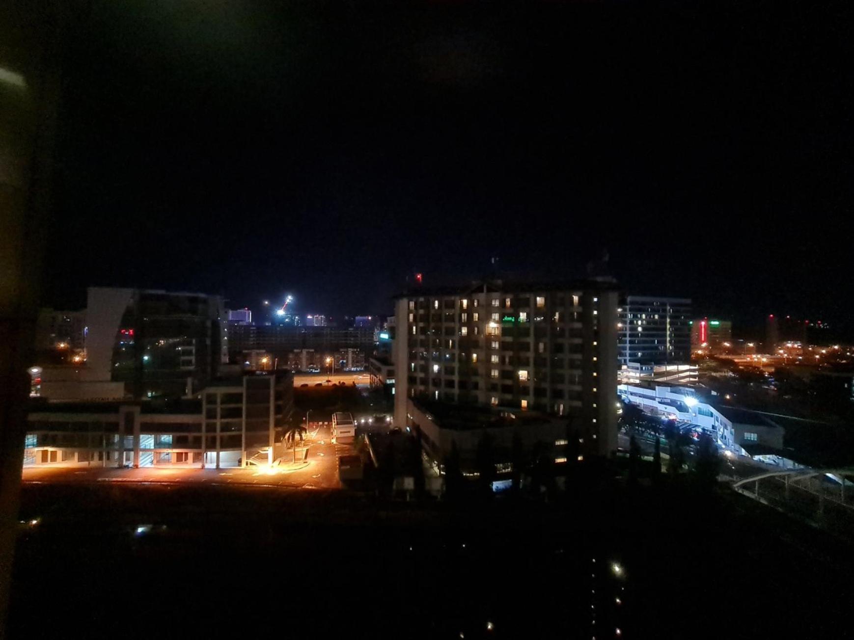 Hotel Sun Garden And Residences At South China Sea Place *
